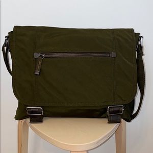 Nylon Messenger Bag